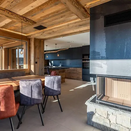 Chalet Limperial Indoor Pool Sauna Cinema Room & Panoramic Views 1